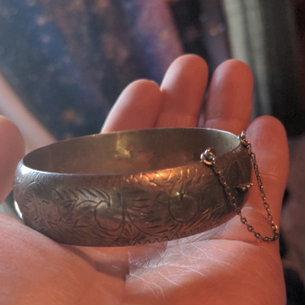 Beautiful Vintage Etched Solid Silver Bracelet - image 3
